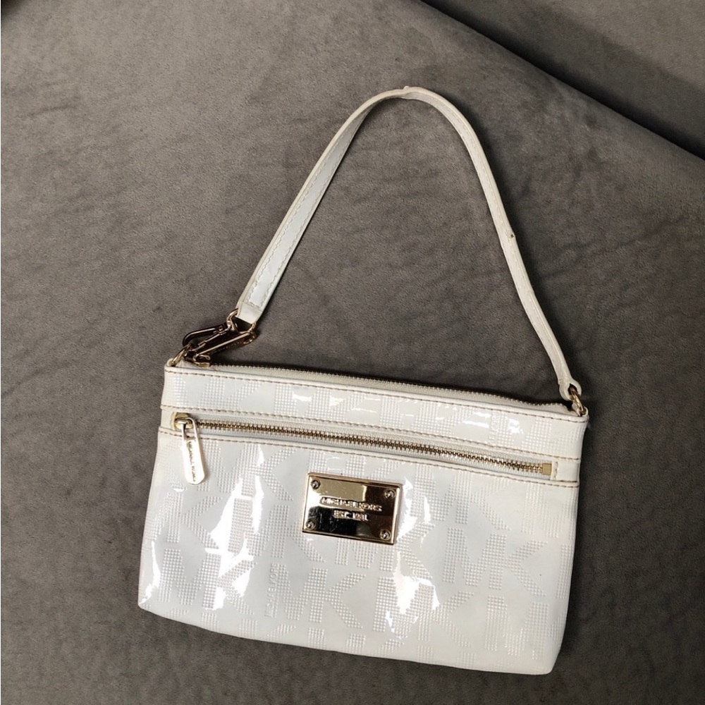 Michael kors White Patent Wristlet / clutch